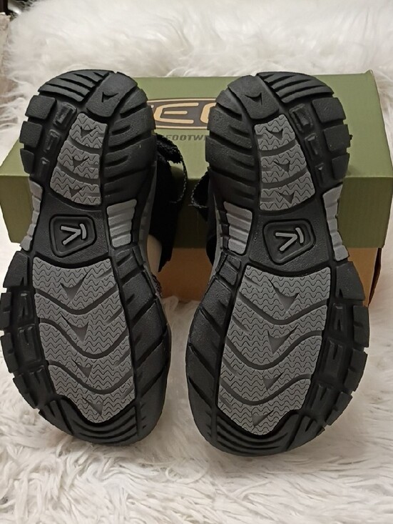 New Keen Ravine H2 Women’s Black & Pink Dawn Water Sport Hiking Sandals Size 5